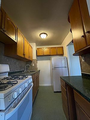 1st image of 14235 84th Dr APT 6E