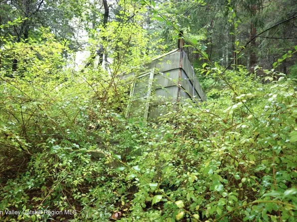 6067 Ny-81, Greenville, NY 12083