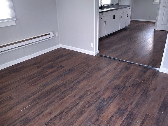 2nd image of 2311 E Werges Ave