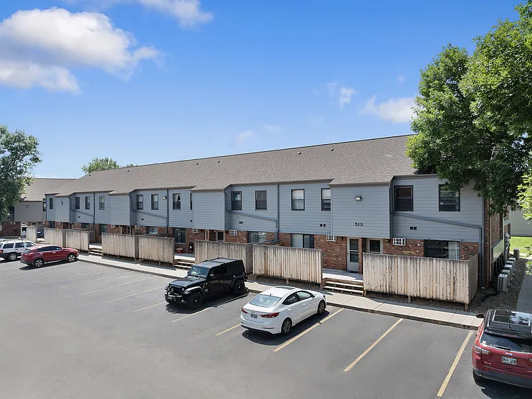 Silver Springs Apartment Homes — Photo 12