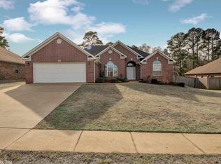 2407 Henry Ave, Bryant, AR 72022