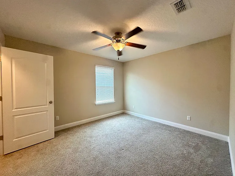 481 Shetland Dr — Photo 29