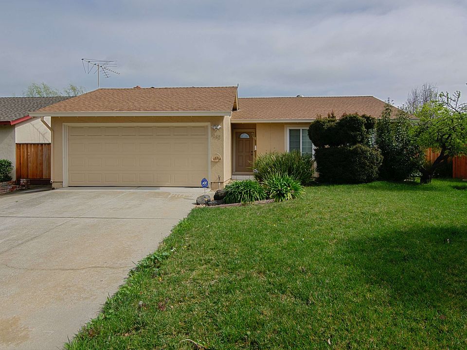 1st image of 1282 Sierra Ct