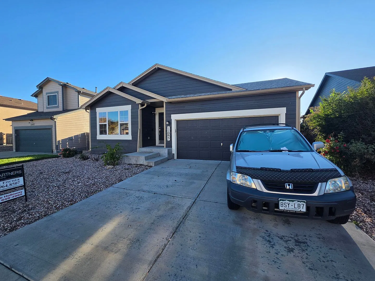 Move-In Ready 5-Bed Ranch with Open Concept & Main-Level Living — Photo 2
