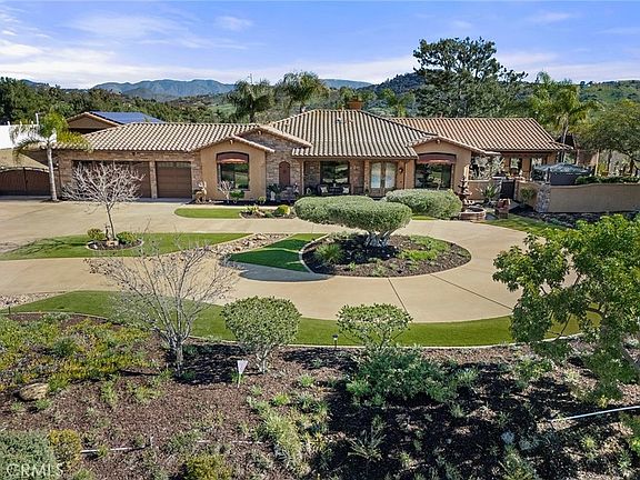 2nd image of 3670 Genista Pl