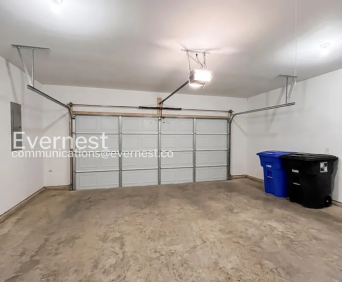 1105 Prospect Ct — Photo 27