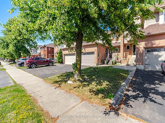 5th image of 40 Langdale Cres
