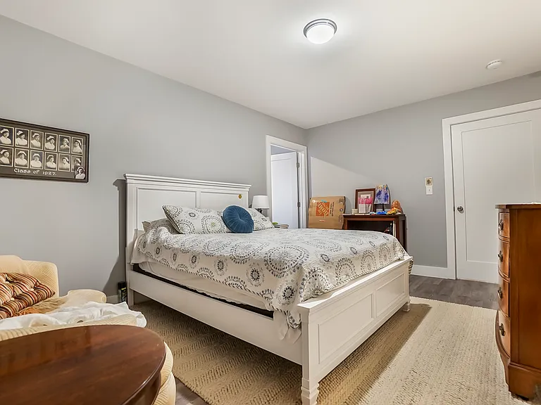 243 Bussey St #404 — Photo 9