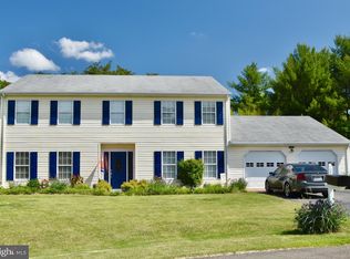 7420 Shamrock Ct, Warrenton, VA 20187