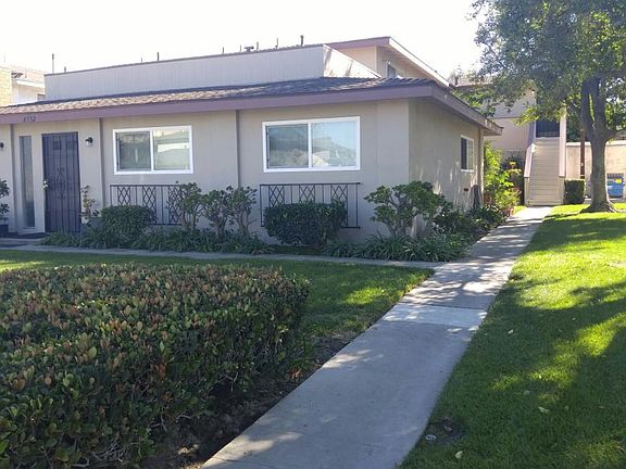 5th image of 8552 Emerson Cir APT 4