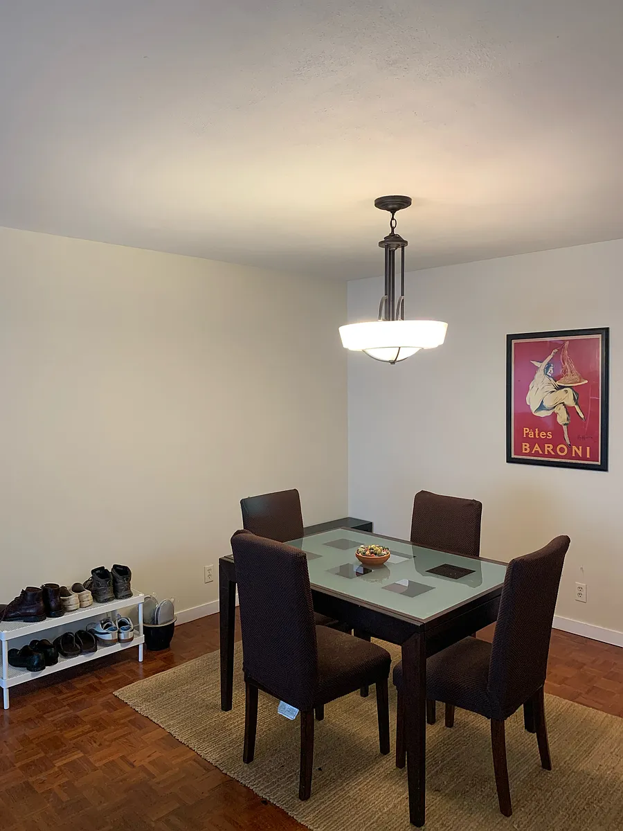 Living room with hardwood floor - Thunderbird Ct