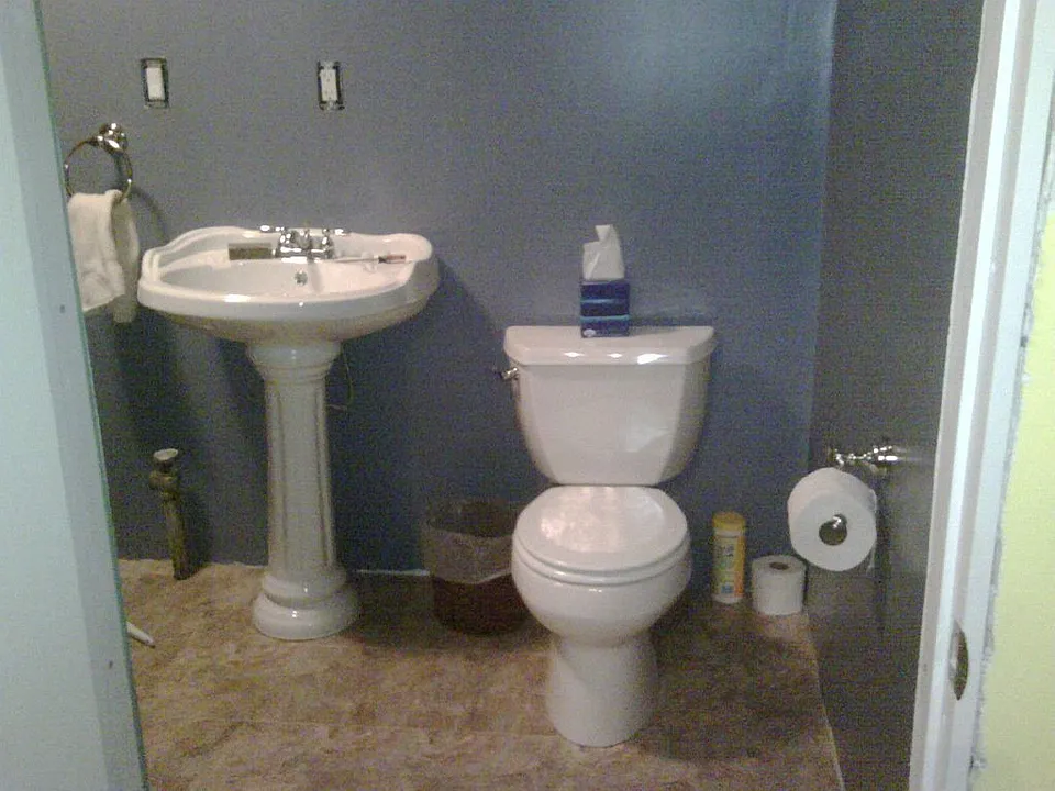 1st Floor Bathroom