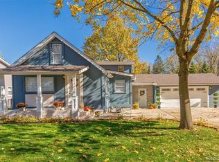 21734 Albion Ave, Farmington, MI 48336