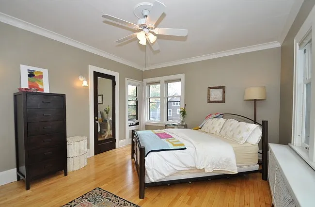 2745-2747 N Downer Ave #2747 - UPPER — Photo 11