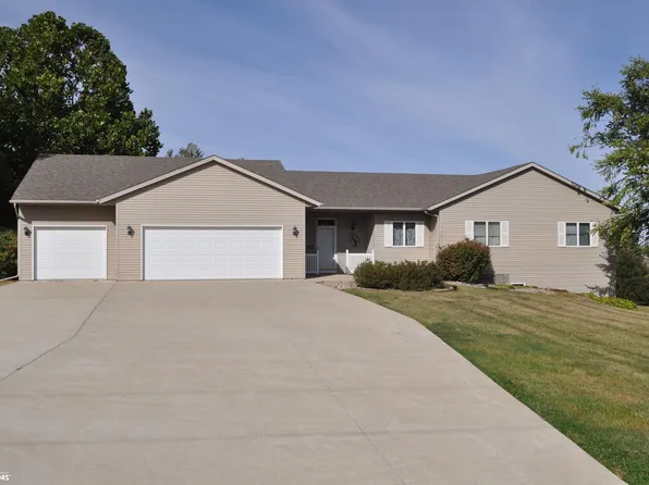21795 220th St, Carroll, IA 51401
