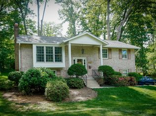 3810 Winterset Dr, Annandale, VA 22003