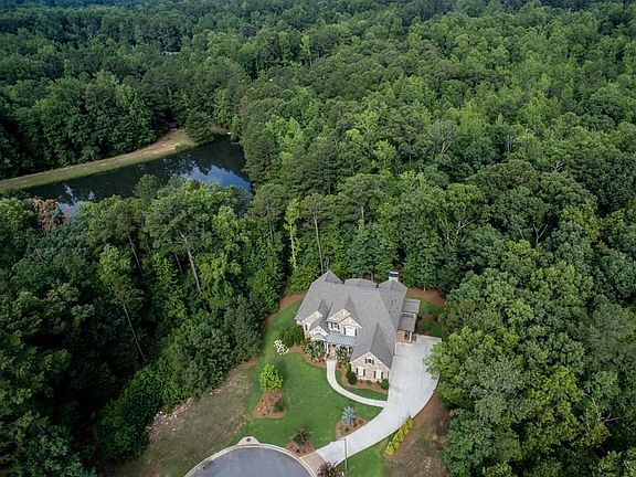 2nd image of 406 Monarch Lake Dr