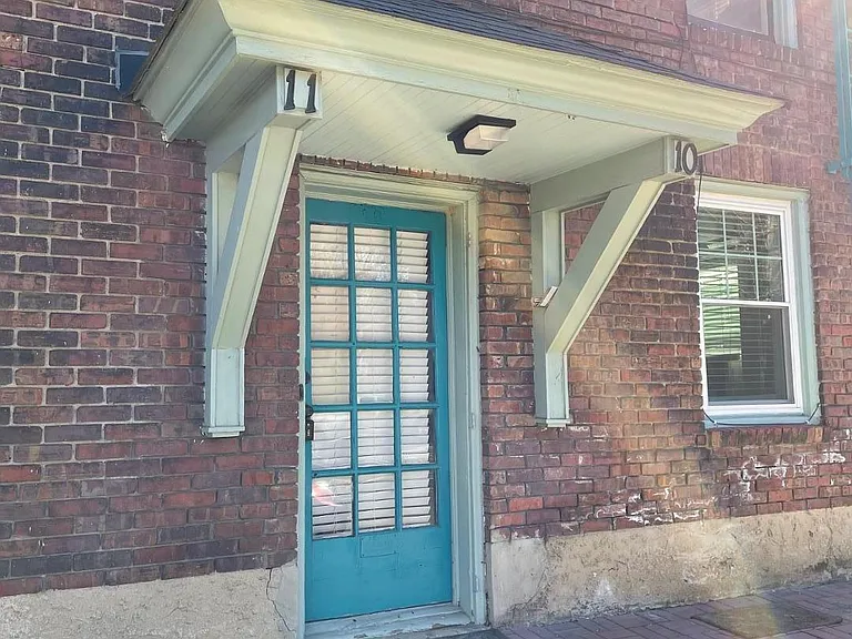 200 E Edenton St #11 — Photo 2