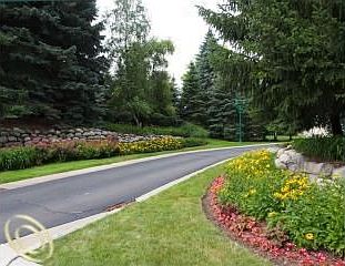 3rd image of 188 Four Seasons Dr #1