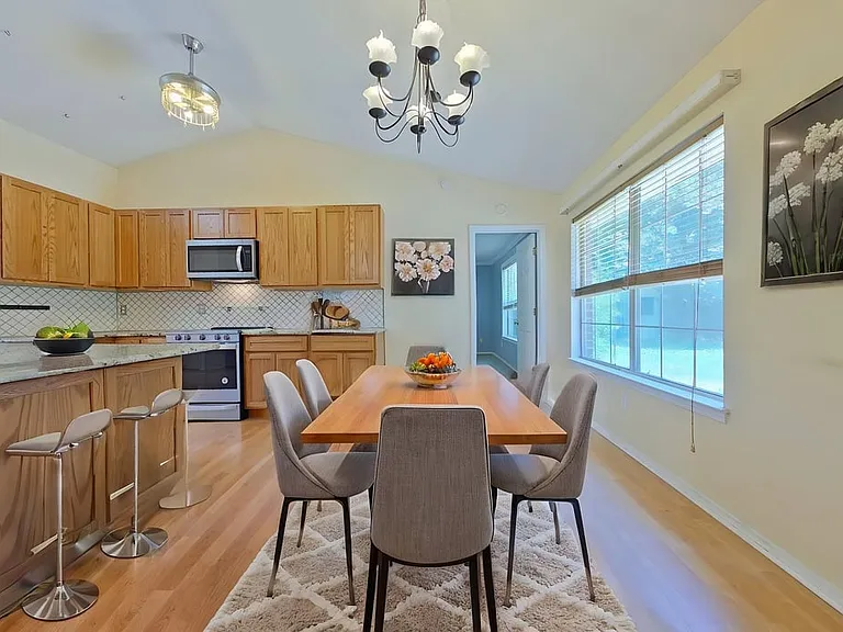 3341 Marion Oaks Way — Photo 8