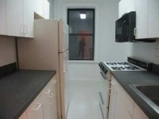 Rented by DSA Realty | media 28