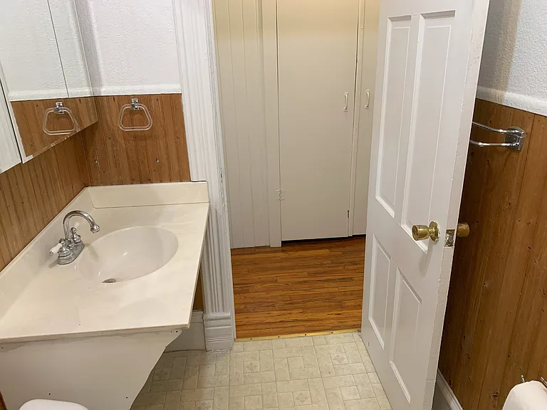2920 Brattleboro Ave #4 — Photo 24