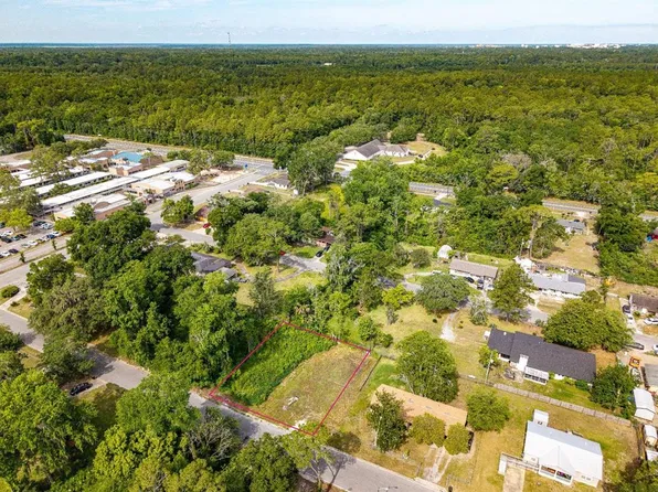 SE 45th St #3A, Gainesville, FL 32641