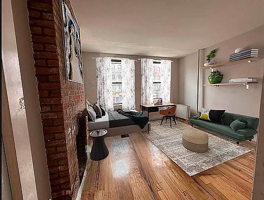 1st image of 2265 1st Ave #2R