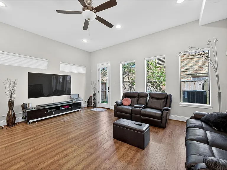 4744 Aftonshire Dr — Photo 13