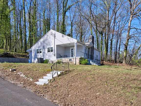 4th image of 4004 Bonny Oaks Dr