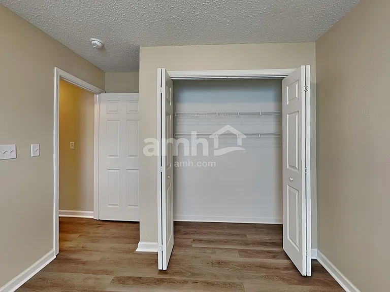 8039 Red Barn Ct — Photo 14