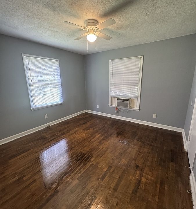 2nd image of 1525-2 Catherine Simmons Ave
