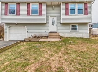 9466 Lebeau Ln, Brewerton, NY 13029