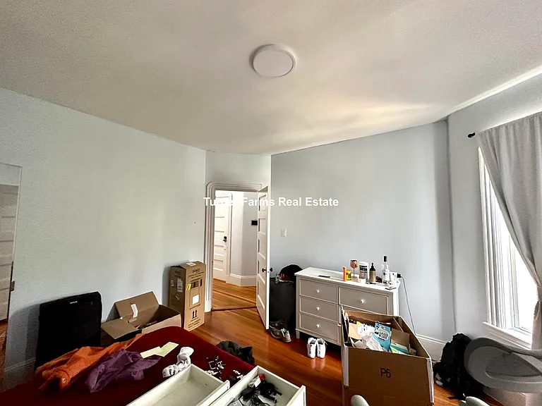 789 Columbia Rd — Photo 10