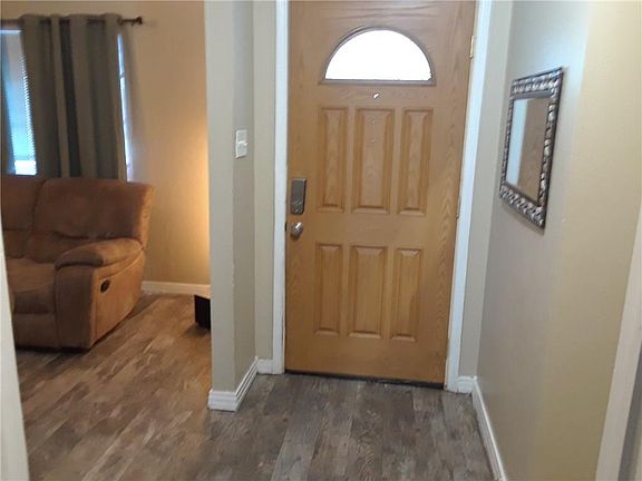 5th image of 4309 Wedgmont Cir S
