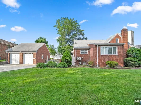 1303 Palisade Ave, Fort Lee, NJ 07024