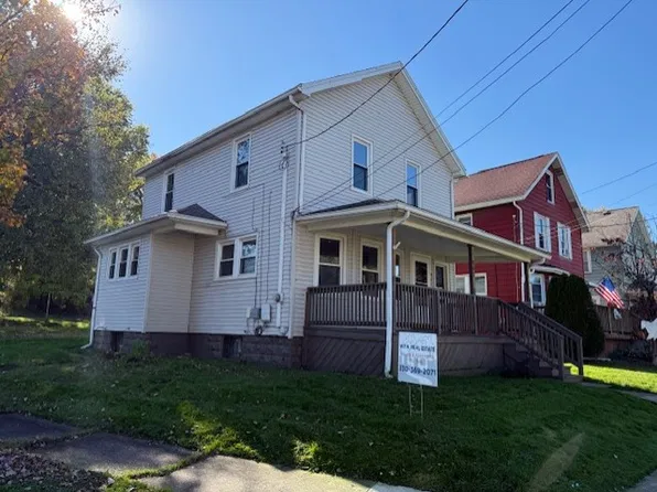 903 Warren Ave, Niles, OH 44446