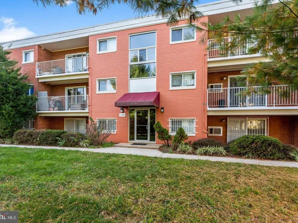 1390 Bryant St NE APT 304, Washington, DC 20018