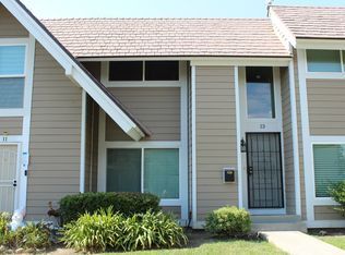 13 Oval Rd, Irvine, CA 92604