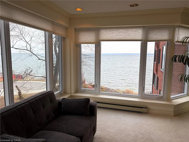 2220 Lakeshore Rd #25 — Photo 8