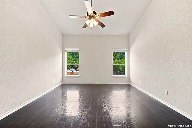 23043 Airedale Ln — Photo 16