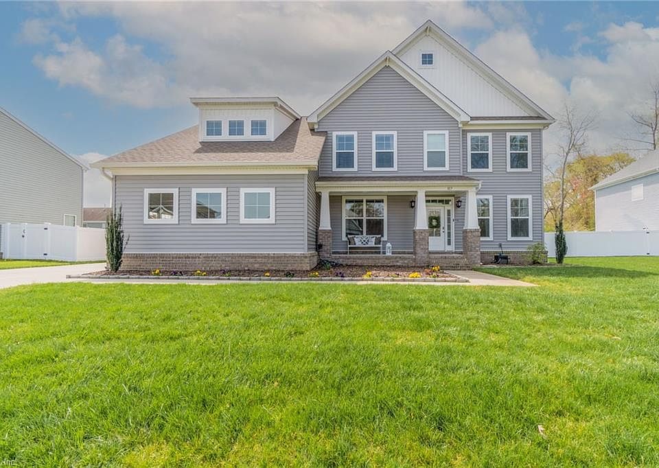 1st image of 817 Minna Ln