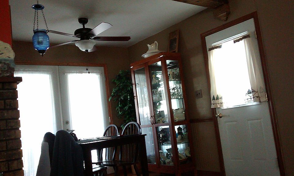 2nd image of 5807 Deerfield St