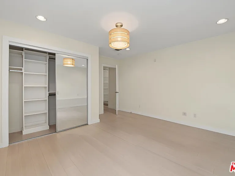 175 Barlock Ave — Photo 27