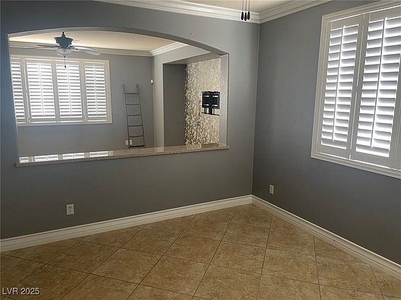 4th image of 9232 Marlia St