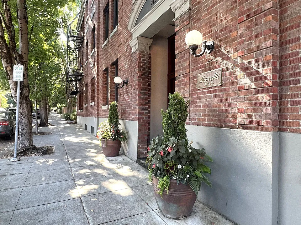 Marcella Apartments