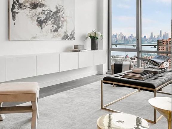 4th image of 320 Adolphus Ave #803