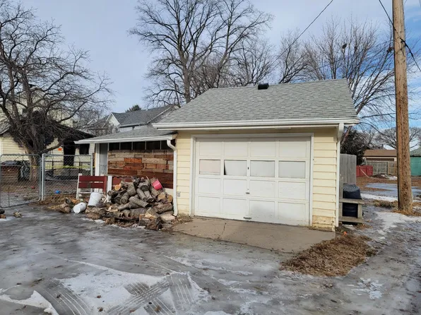 921 S Kline St, Aberdeen, SD 57401