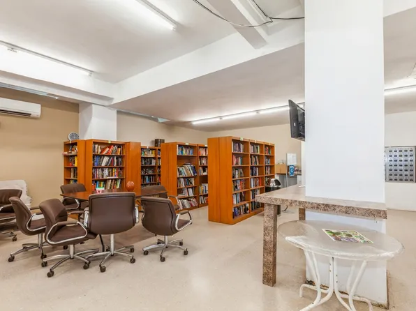 70-25 Yellowstone Boulevard image 12 of 35