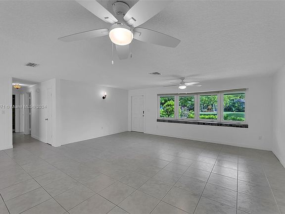 3rd image of 8304 NW 36th St